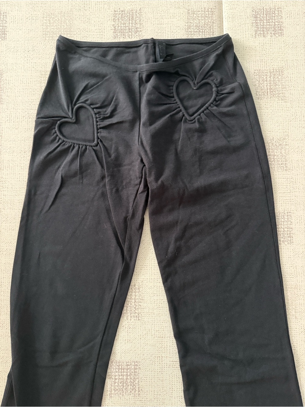 Skims heart cut out flare legging - Picture 6 of 7